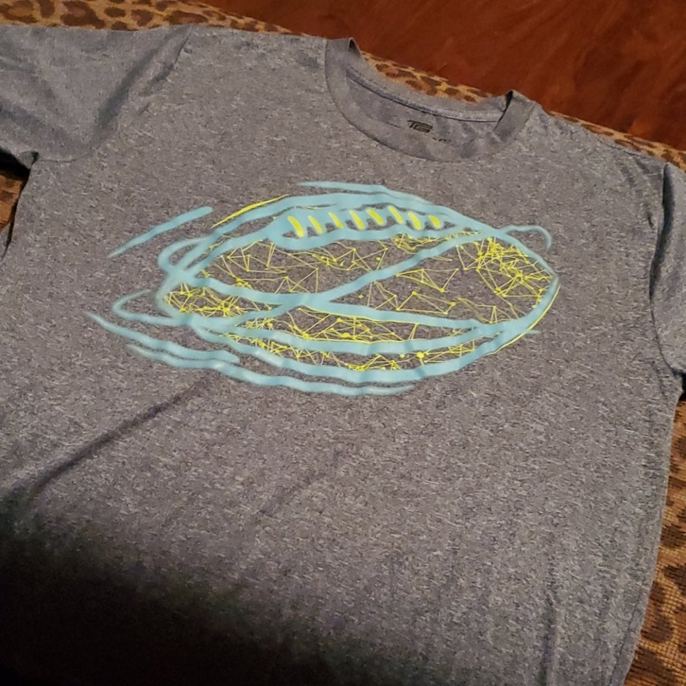Tek Gear t-shirt